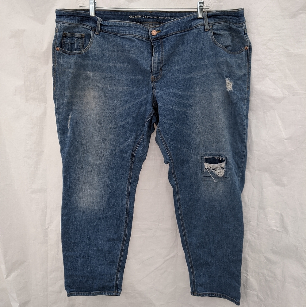 Old Navy Distressed Boyfriend Skinny Jeans 24